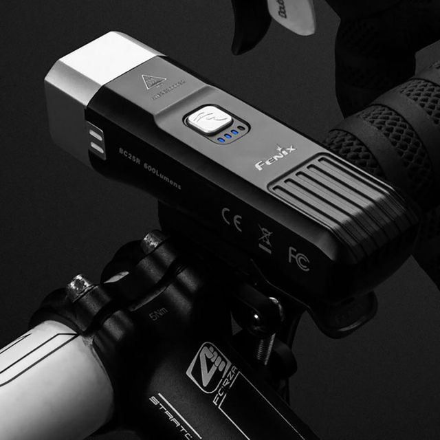 Fenix BC25R USB-ladattava polkupyörän valo 600Lm